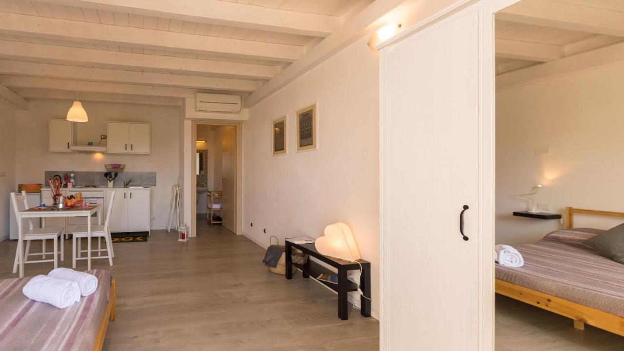 Agriturismo Orto Dei Rolli โมเนเลีย ภายนอก รูปภาพ
