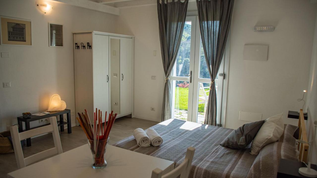 Agriturismo Orto Dei Rolli โมเนเลีย ภายนอก รูปภาพ