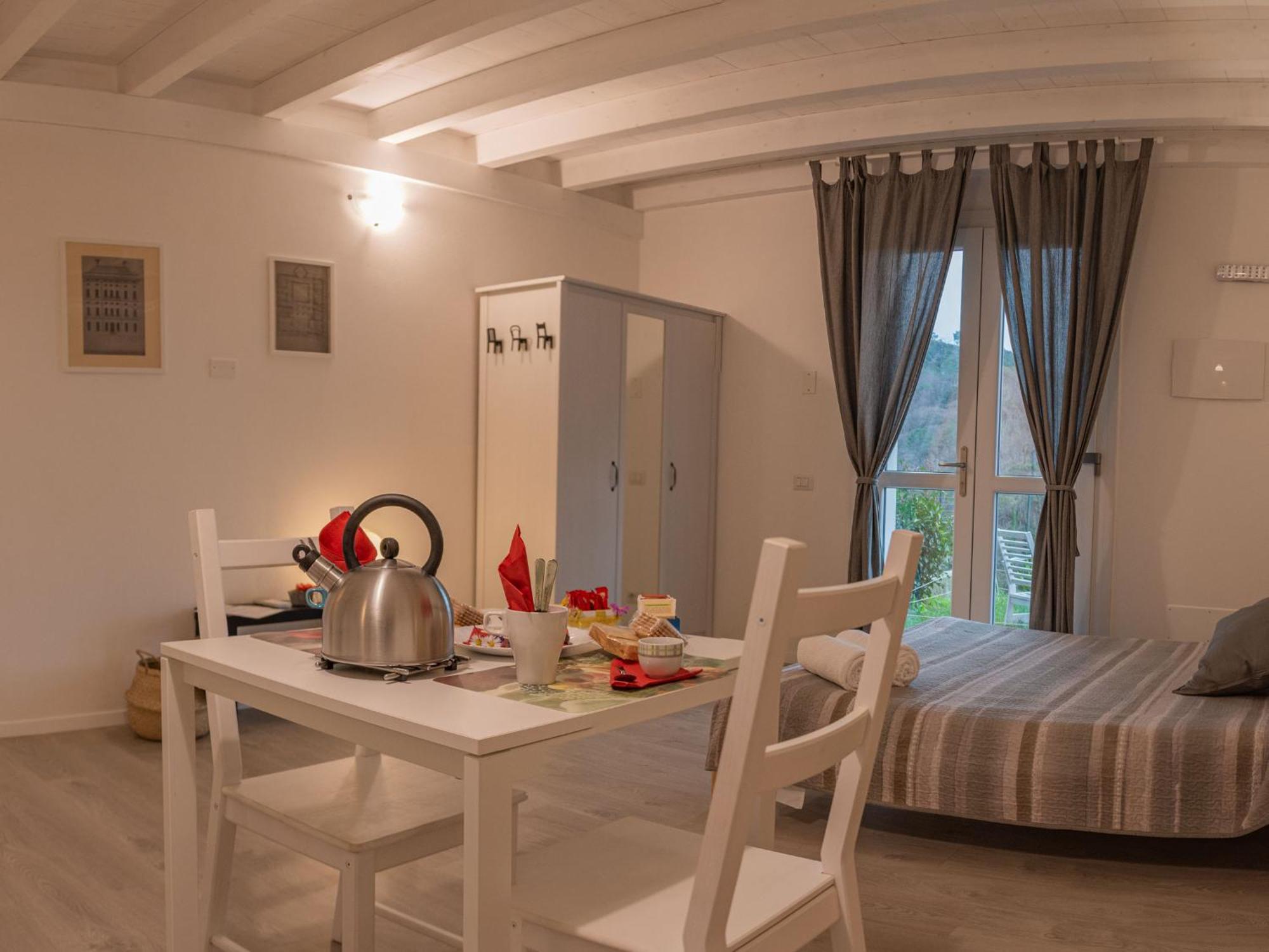 Agriturismo Orto Dei Rolli โมเนเลีย ห้อง รูปภาพ