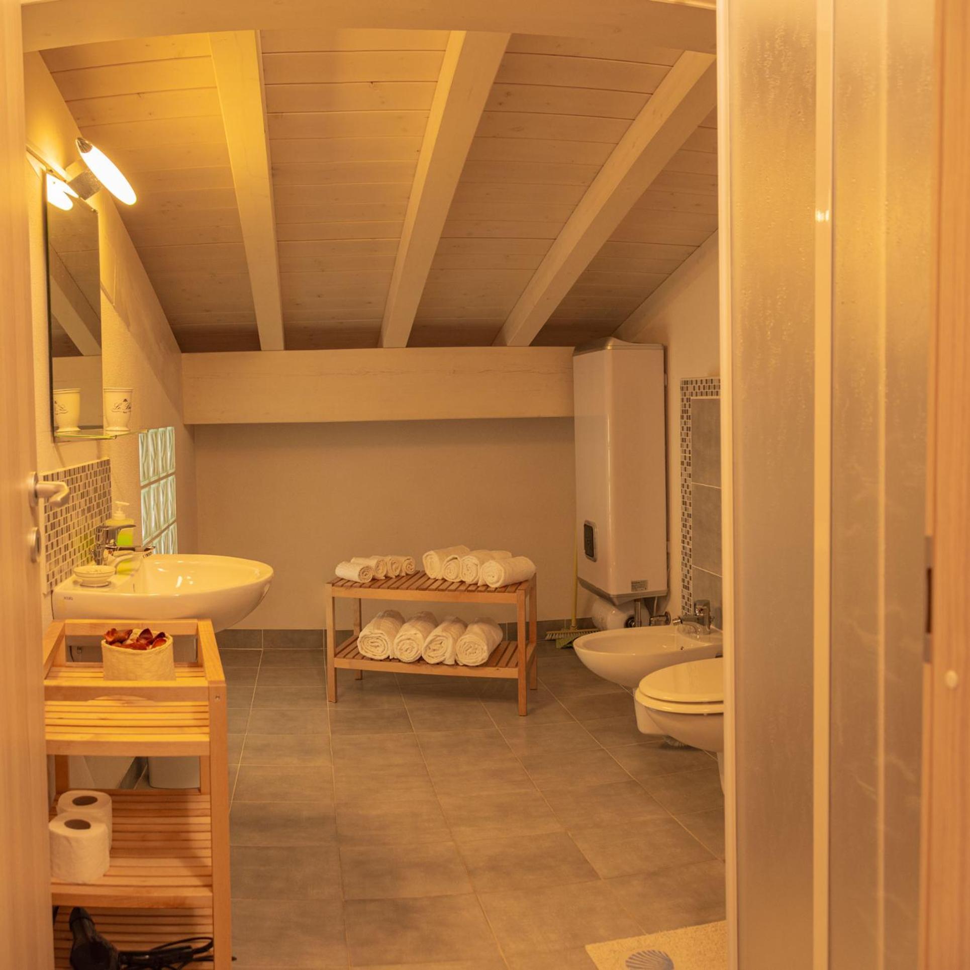 Agriturismo Orto Dei Rolli โมเนเลีย ห้อง รูปภาพ
