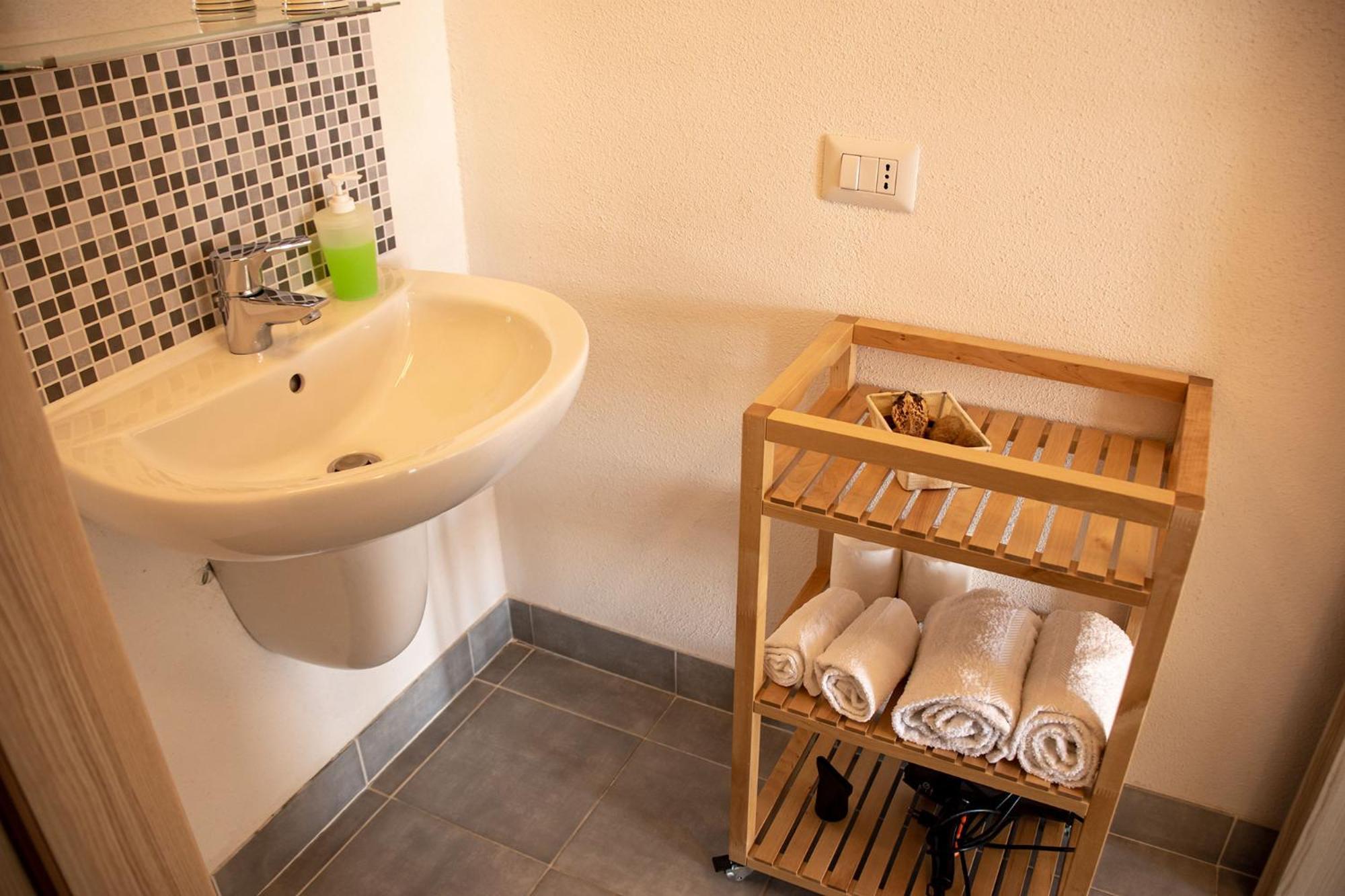 Agriturismo Orto Dei Rolli โมเนเลีย ห้อง รูปภาพ